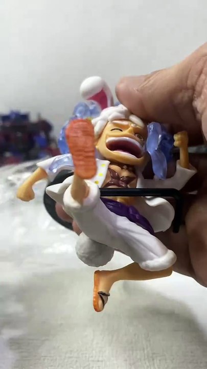 Figure luffy gear 5