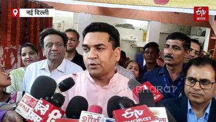 रोहतास नगर की महिलाओं ने पेश की नई मिसाल, 'मेड इन दिल्ली' दीप जाएंगे राष्ट्रपति भवन; जाने कपिल मिश्रा ने क्या कहा ?