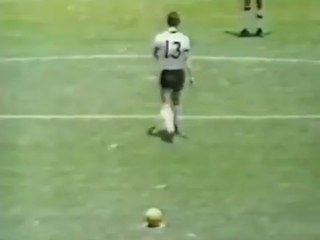 Franz Beckenbauer & Gerd Muller vs Bulgaria (GS) 1970 World Cup