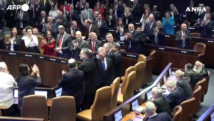 Standing ovation per Trump alla Knesset