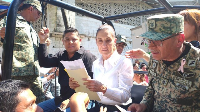 Claudia Sheinbaum llega Tamazunchale, San Luis Potosí, para atender las afectaciones provocadas por las intensas lluvias.