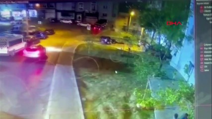 İzmir'de freni boşalan kamyon evin oturma odasına daldı: “Üçüncü kez oluyor"