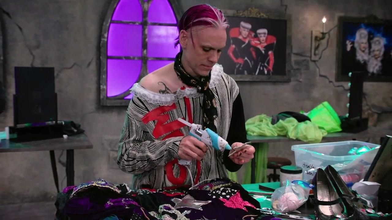 DRAGULA TITANS S02E01