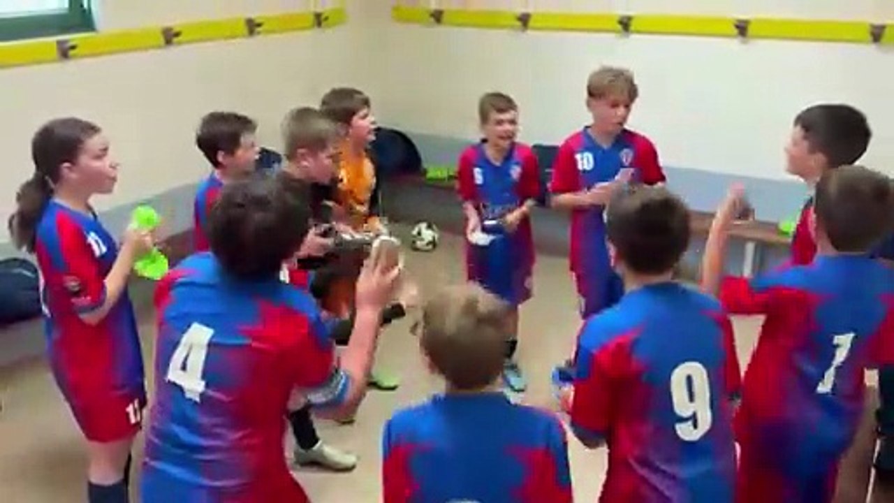 CHANT DE LA VICTOIRE - U13 VS NONTRON - SAMEDI 11 OCTOBRE