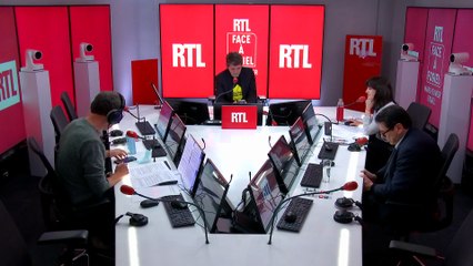 Philippe Aghion est face à Marc-Olivier Fogiel