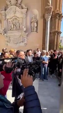 Palermo commossa e indignata, è il giorno dell'ultimo saluto al ventenne Paolo Taormina. Monsignor Lorefice: “Seminate amore”