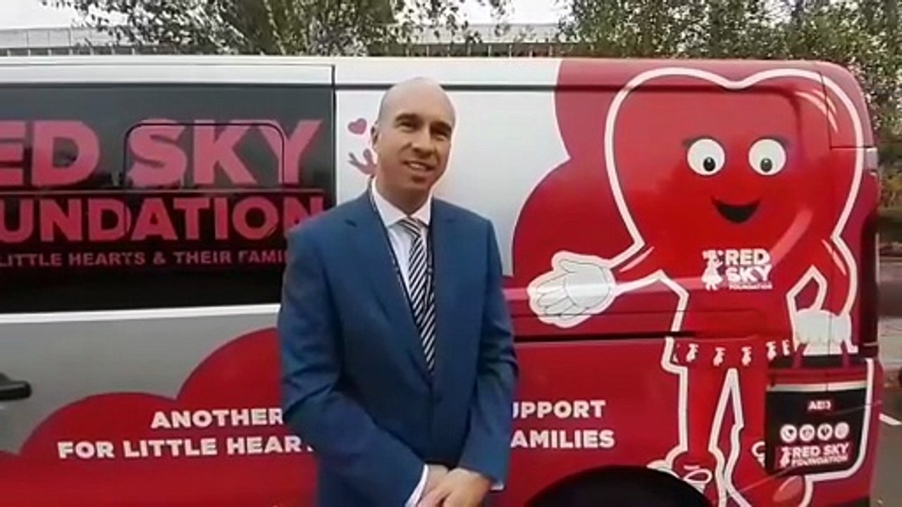 The difference between life and death - Watch Sunderland charity's amazing defibrillator donation to police force