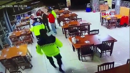 Nefes borusuna yemek kaçtı, jandarma saniyeler içinde kurtardı!