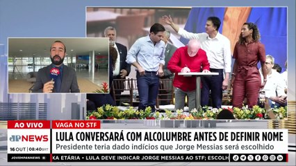 Lula ouvirá Alcolumbre antes de decidir sucessor de Barroso no STF