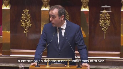 El Gobierno de Francia salva el primer gran obstáculo gracias al apoyo de los socialistas