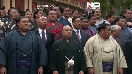 Sumo güreşçileri, eski Japon geleneğini Londra'ya taşıyor