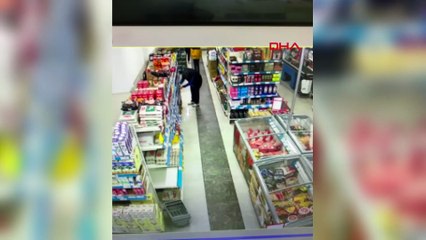 Türkiye'yi ayağa kaldırdı! Markette oğlunu tekmeleyen baba gözaltına alındı