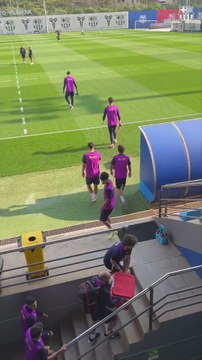 Los internacionales ya están con el equipo: el Barça entrena al completo