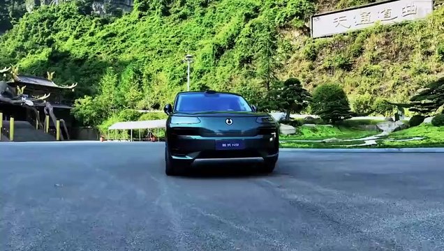 Assistiertes Fahren neu definiert: Denza N9 zeigt Leistung auf 10,77 km Bergstraße