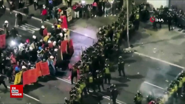 Peru’da hükümet karşıtı protestolarda sokaklar karıştı