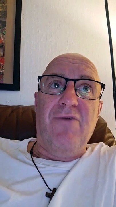 Människor pratar om onda människor men tror inte på att satan finns och att han ansätter människor.. Örebro 16 Okt. 2025