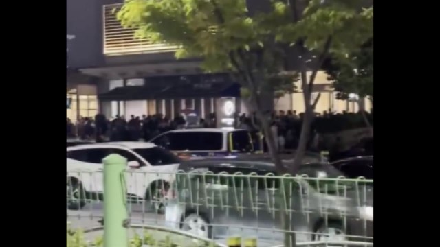 하남 스타필드에 폭발물 설치' 신고...이용객 대피 / YTN