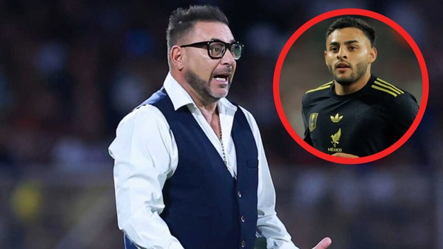 Turco Mohamed defiende a Alexis Vega por su rendimiento en Seleccion Mexicana: ''Ninguno está a su nivel''