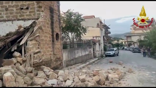 Crolla una palazzina a Bagheria, nessun ferito