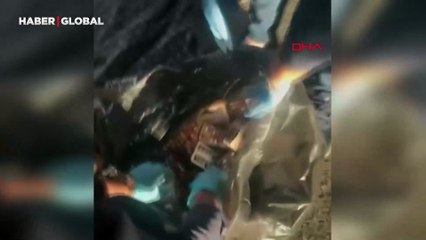 İzmir’de operasyon: 76 bin 838 adet sentetik ecza hapı ele geçirildi