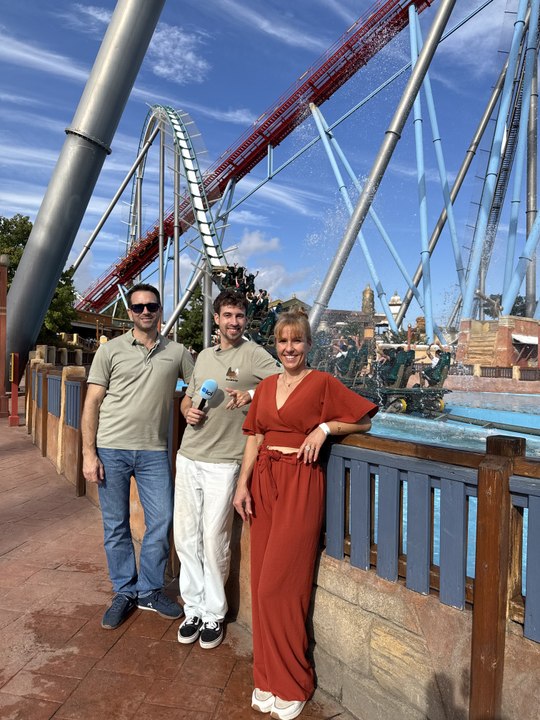 Shambhala PortAventura avec Claire et Vincent, auditeurs d'ICI avec Julio LEONE