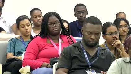 ECONOMISTS WEIGHT IN ON BUDGET