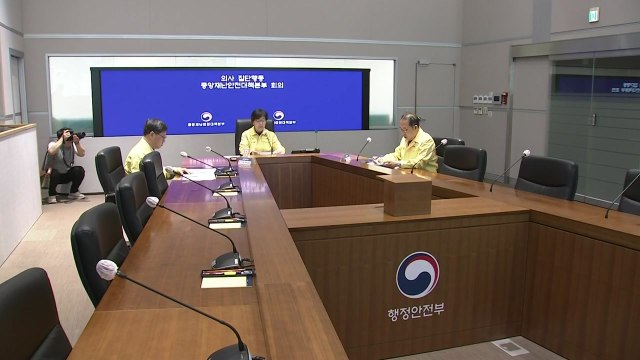비상진료체계 20일 해제...의정 갈등 1년 8개월만 / YTN