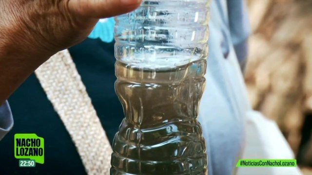 Vecinos de Xochimilco acusan que el agua de sus tuberías sale sucia y con mal olor