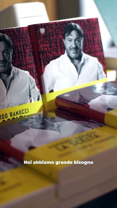 ltalie : Une bombe a explosé sous la voiture de Sigfrido Ranucci, un journaliste italien renommé de la troisième chaîne de la télévision publique RAI, sans faire de victime