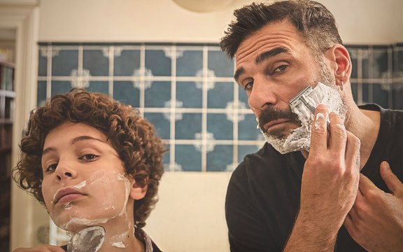 La storia vera di Mattia Piccoli diventa film: Per Te, il film sull'Alzheimer in famiglia, è nei cinema