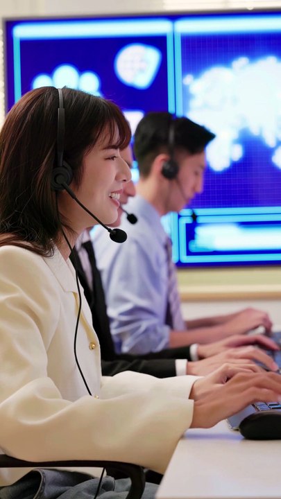 AI S55-AI Agents vs Call Centers A Better Alternative V2