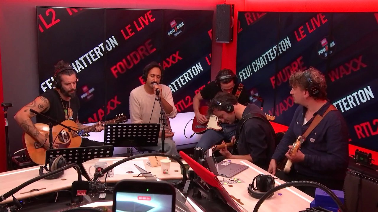 Feu! Chatterton & Waxx reprennent "Désenchantée" en live dans Foudre
