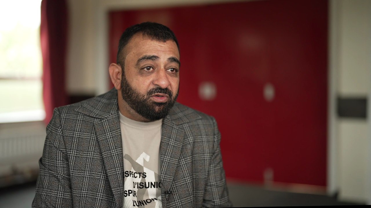Dad's plea after Diwali fire kills family