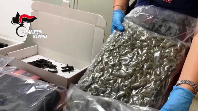 Messina, blitz dei carabinieri: due arresti, armi clandestine e droga sequestrata (17.10.25)