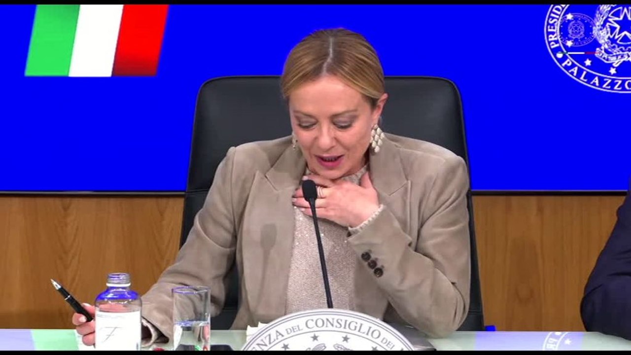 Manovra, Meloni: c'è problema salari, ma con noi tornati a crescere