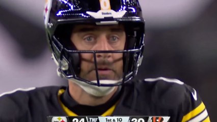 Aaron Rodgers takes a whiff and instantly regrets it smelling salts hit harder than expected