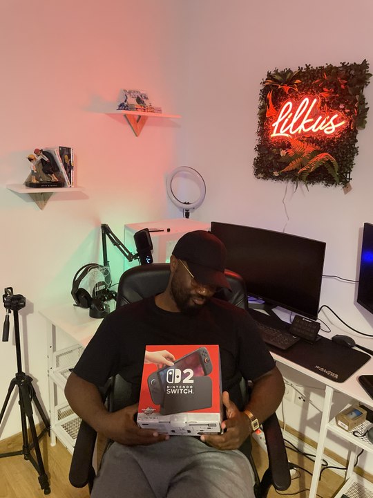 UNBOXING SWITCH 2 :