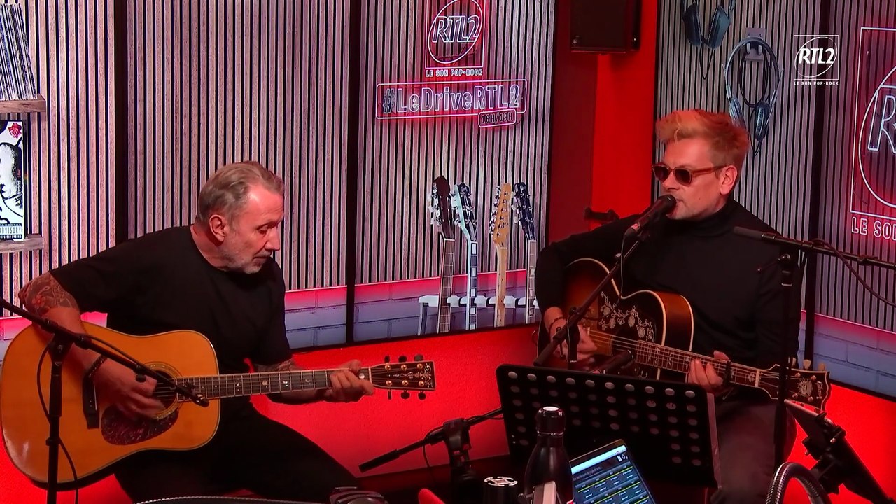 LIVE - Benjamin Biolay interprète "Comment est ta peine ?" dans LeDriveRTL2 (17/10/25)
