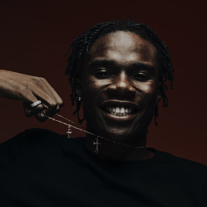 Yorssy : Les refrains inoubliables qui vous trottent dans la tête !