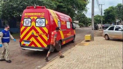 Jovem motociclista fica ferida após ser 'fechada' por carro na Região Norte