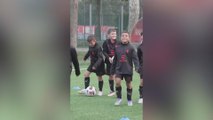 La cara de unos niños cuando ven aparecer a Modric de la nada: viral al instante