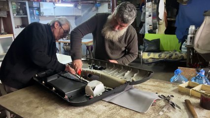 12 Sol kapı oto döşemesi değişti vidalandı bir sonraki aşama arabaya montajı yapılacak tel aşağıda