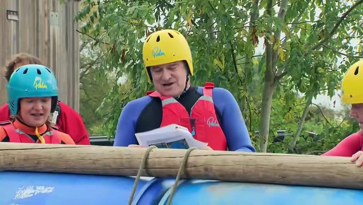 Ed Davey joins raft-building challenge in Berkshire