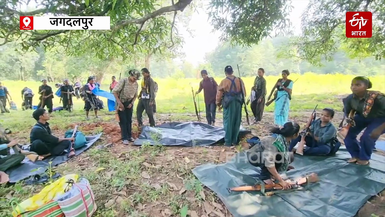 छत्तीसगढ़ में बड़ा नक्सली सरेंडर,210 नक्सलियों का आत्मसमर्पण, पुलिस को सौंपे 153 हथियार