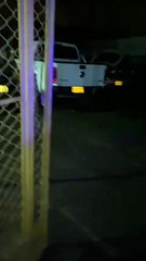 ¡Repudiable! Empleador lanza un balde de agua a un adulto mayor (Video)