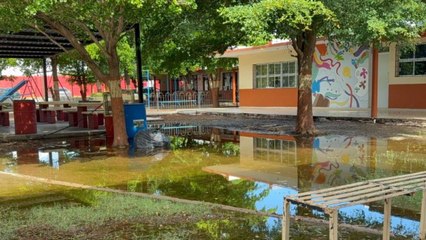 Más de 800 escuelas afectadas tras inundaciones