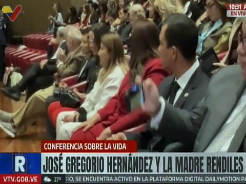 Venezolanos asisten a conferencia sobre la vida de José Gregorio Hernández y Madre Rendiles en Roma