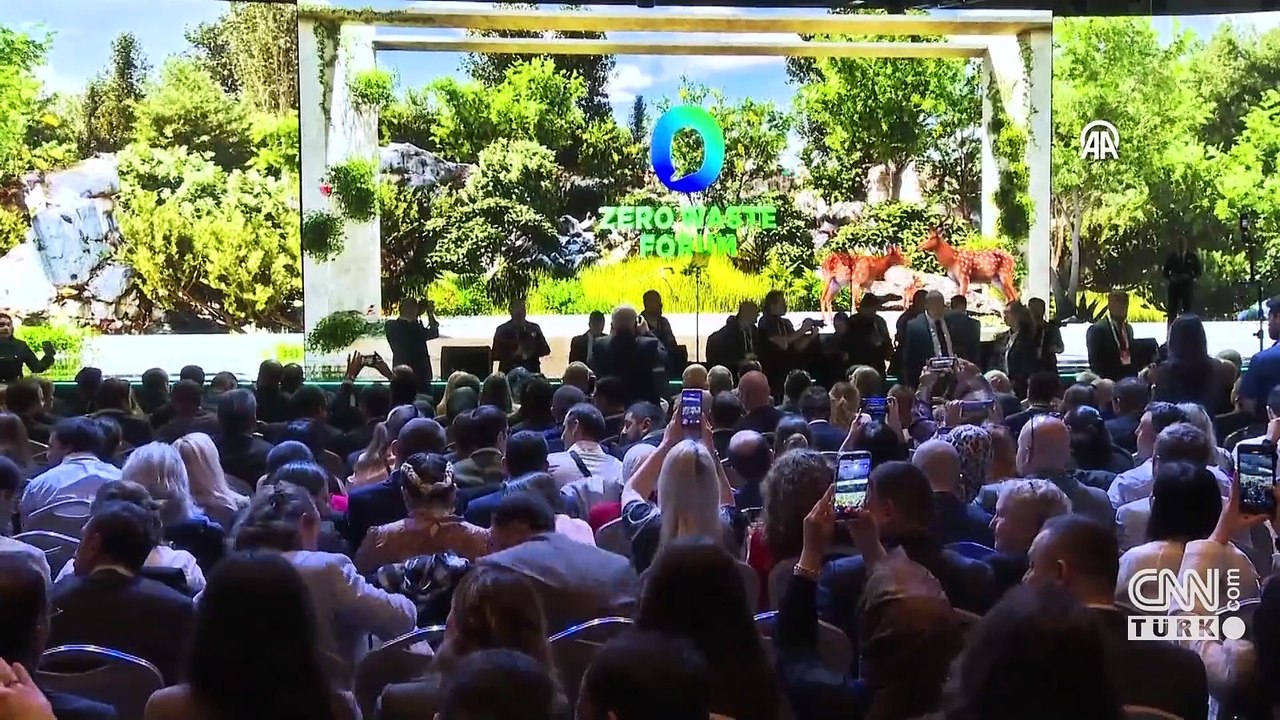 Emine Erdoğan, Uluslararası Sıfır Atık Forumu'nda konuştu: "Sıfır atık, umut ürettiğimiz yepyeni bir dönemin adıdır"