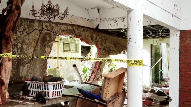 tn7-vecinos-de-barrio-dent-limpian-y-evaluan-daños-tras-inundaciones-171025