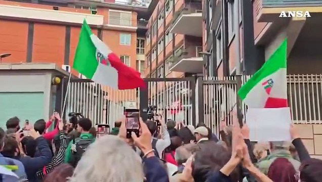 Roma, Ranucci saluta commosso i partecipanti al presidio in sua solidarieta'